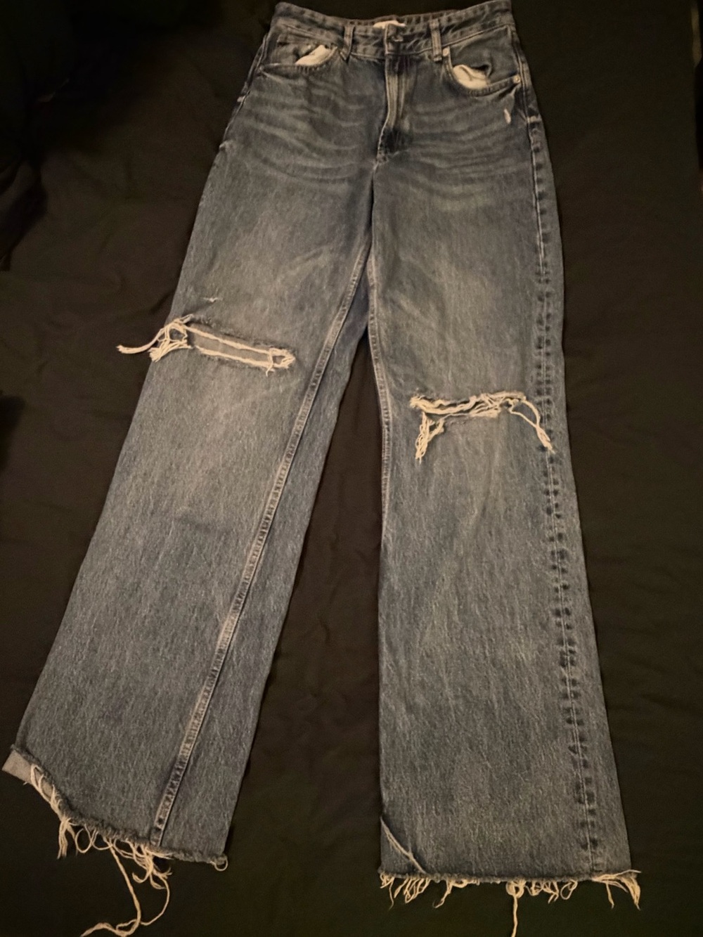 ZARA Distressed Wide Leg Jeans Size 6 Medium Wash Raw Hem